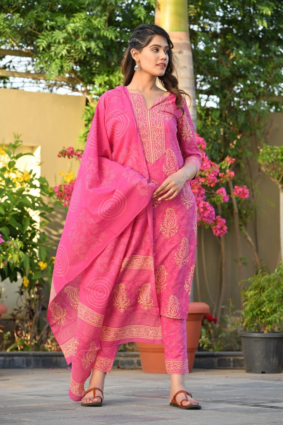 BLOCK PRINTED KURTA-PANTS & DUPATTA SET