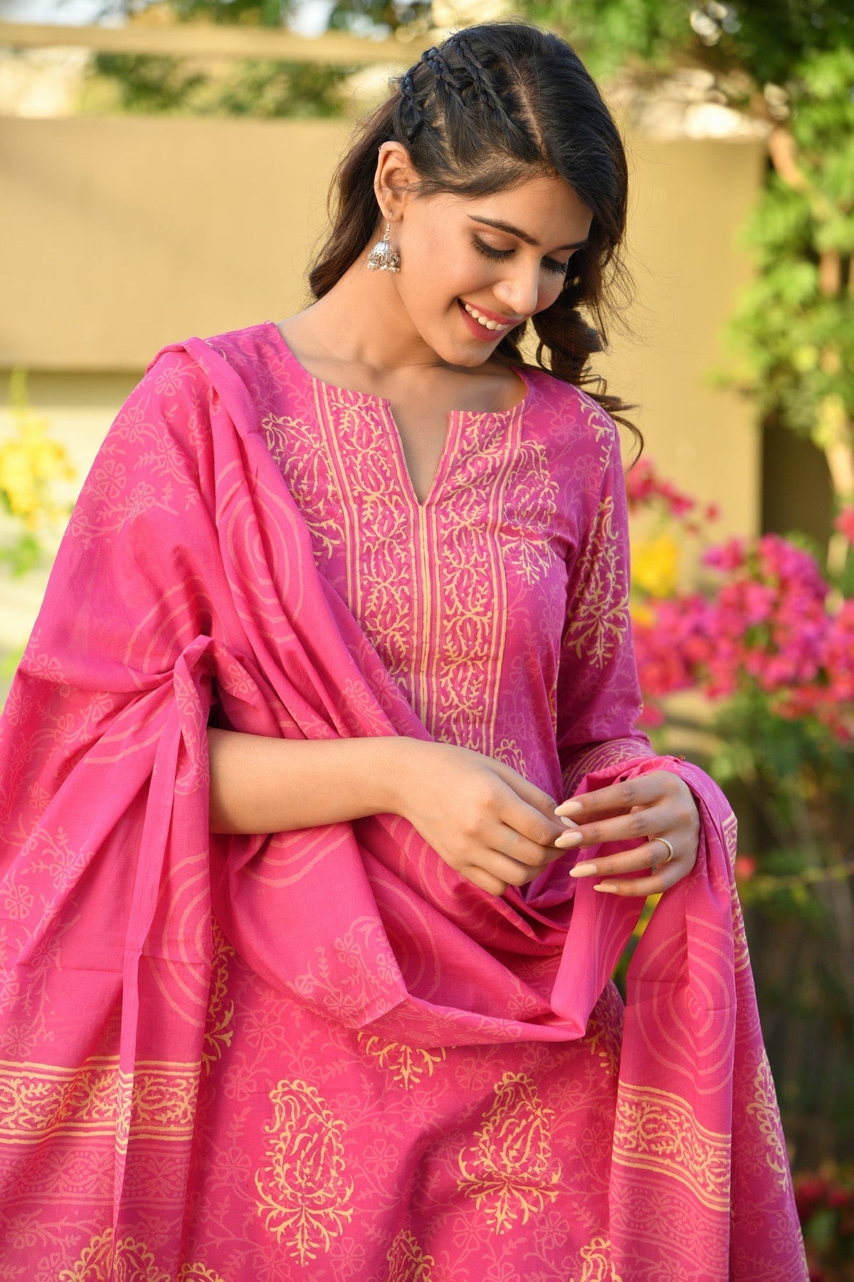 BLOCK PRINTED KURTA-PANTS & DUPATTA SET